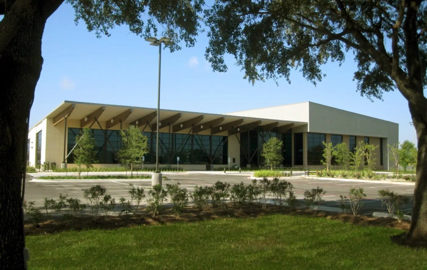 Imperial Park Recreation Center — view 4